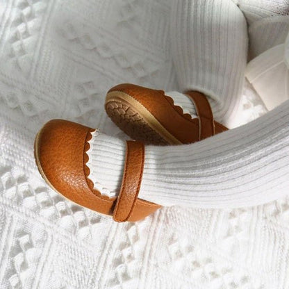 Chaussure bebe fille marron confort