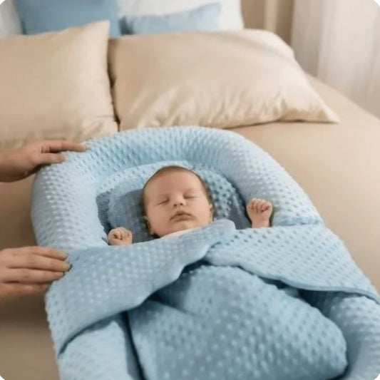 reducteur de lit bébé bleu installation rapide et simple